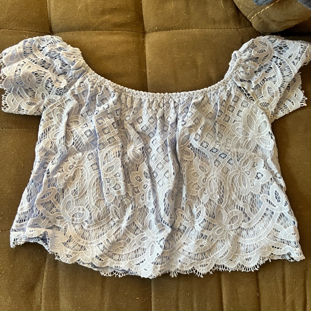 Express women’s blue cropped blouse